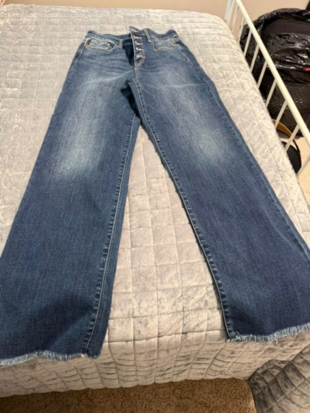 Jeans - Picture 3 of 5